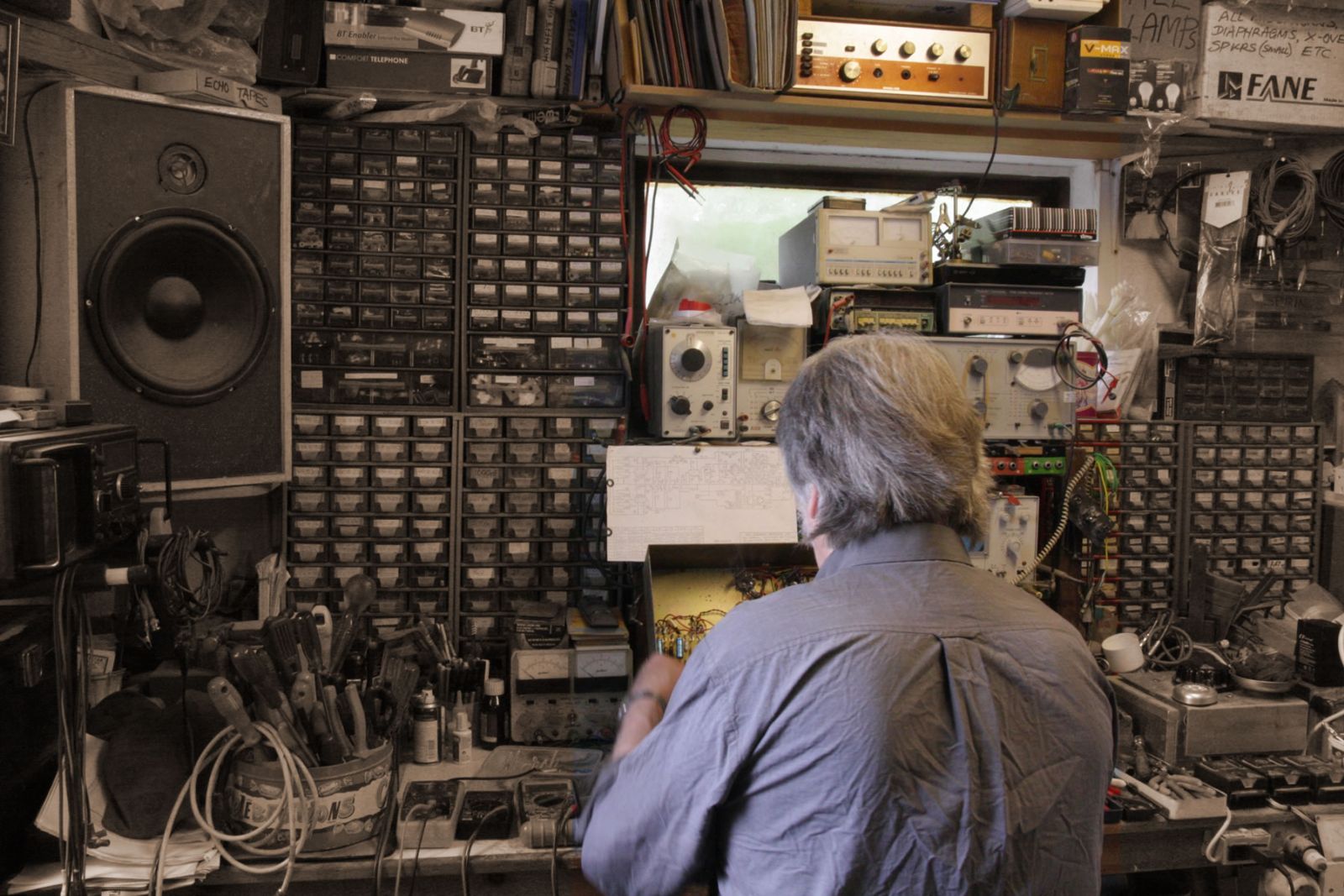 JT Custom Valve Amps build and repair custom vintage vacuum tube ...